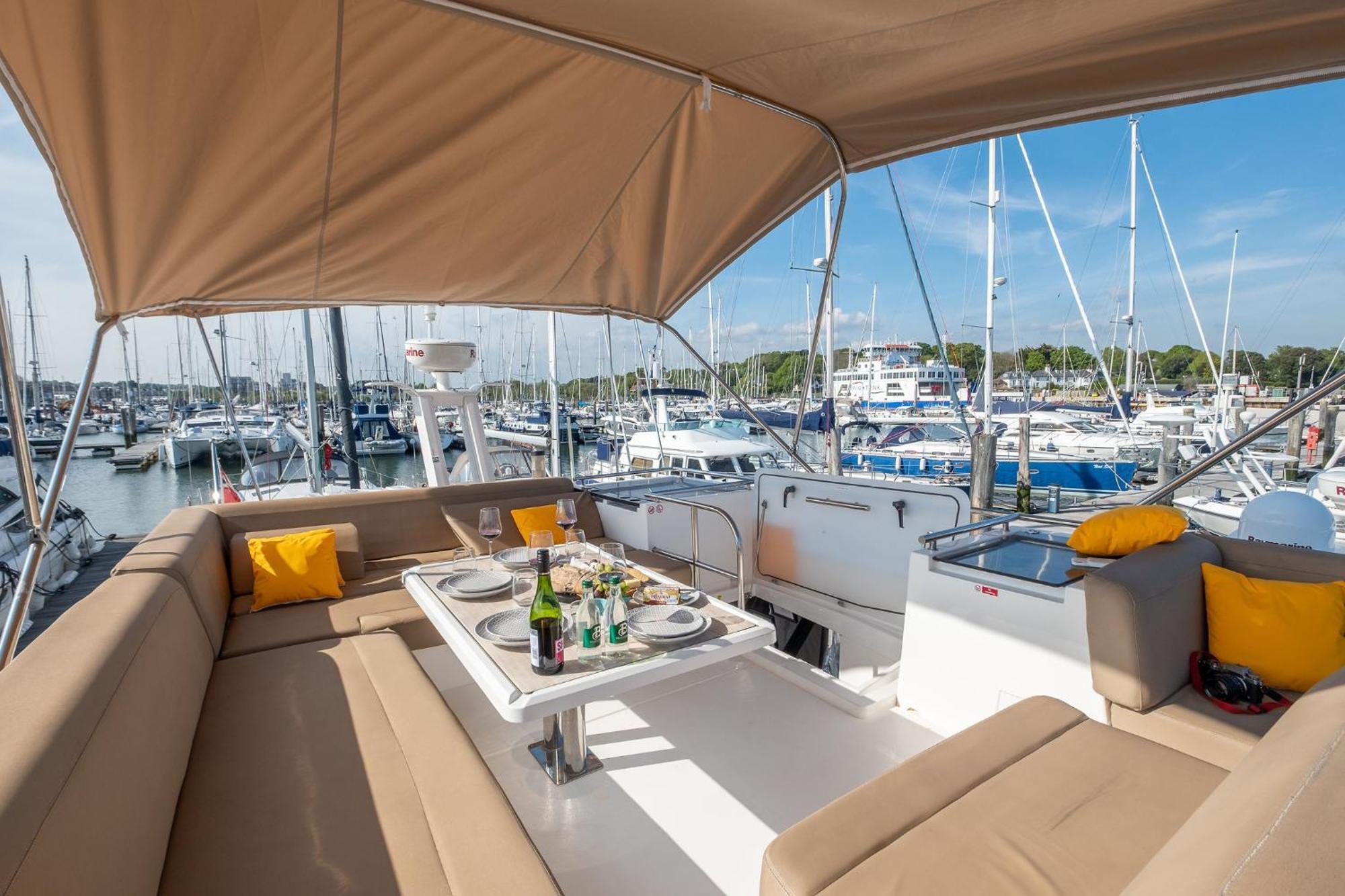 2Br Heated Yacht, Lymington Centre, Beautiful View Hotel Exterior foto